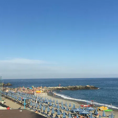 Le Finestre Sul Mare * Albissola Marina