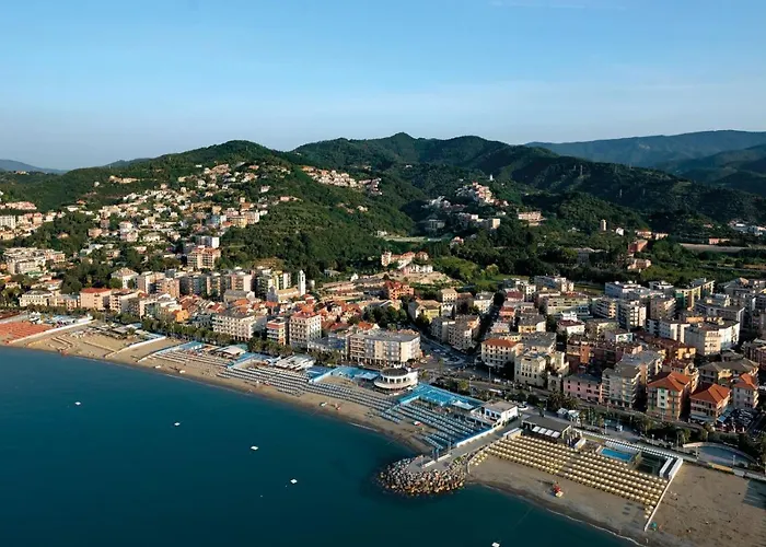 Le Finestre Sul Mare Apartment *